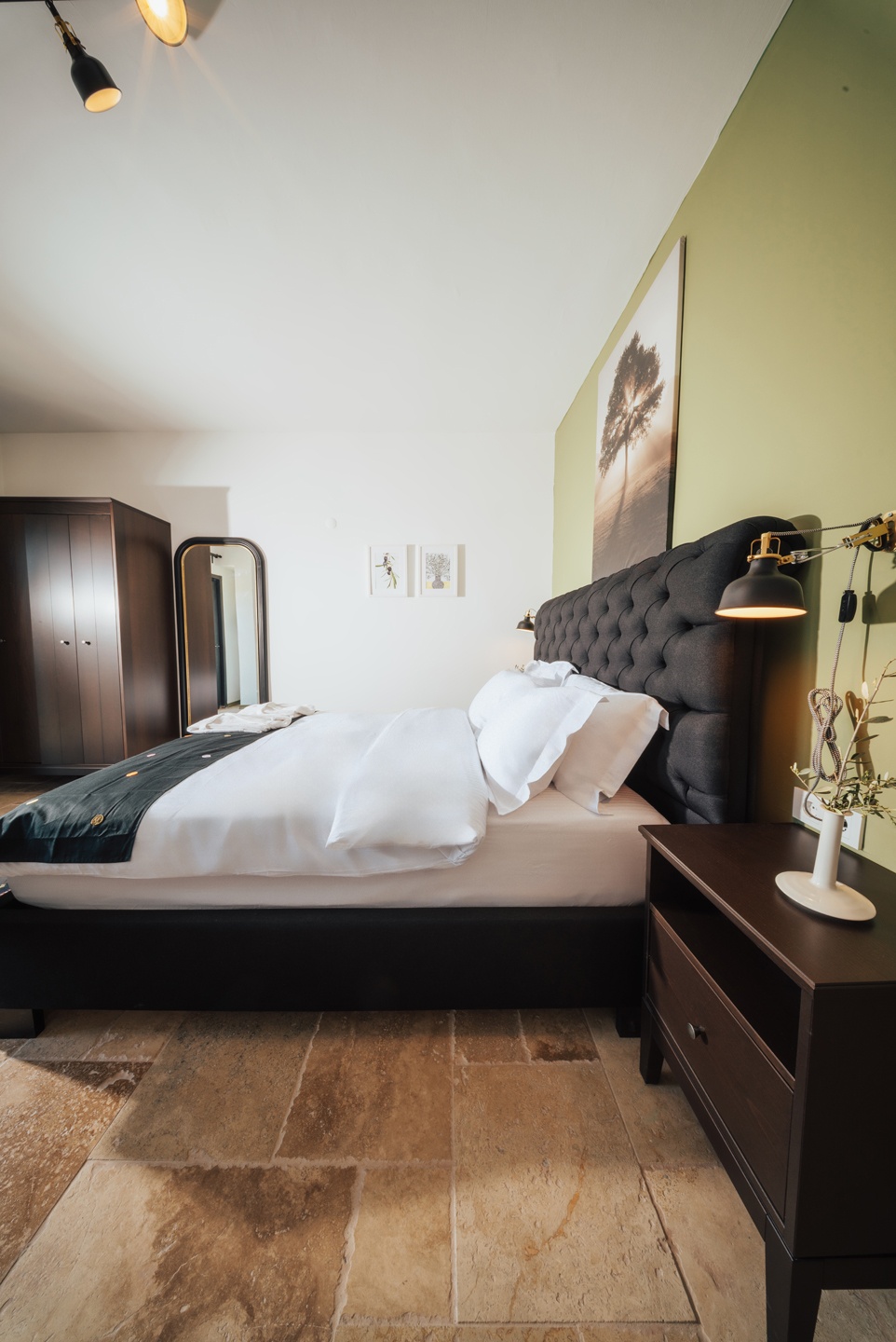 Serotonin Otel 3
